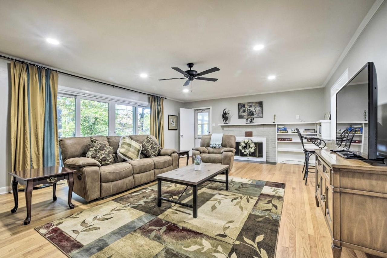 Durham Home Floor-To-Ceiling Windows With View Exteriér fotografie