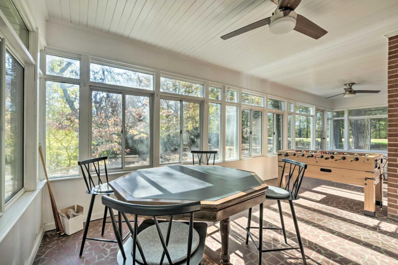 Durham Home Floor-To-Ceiling Windows With View Exteriér fotografie