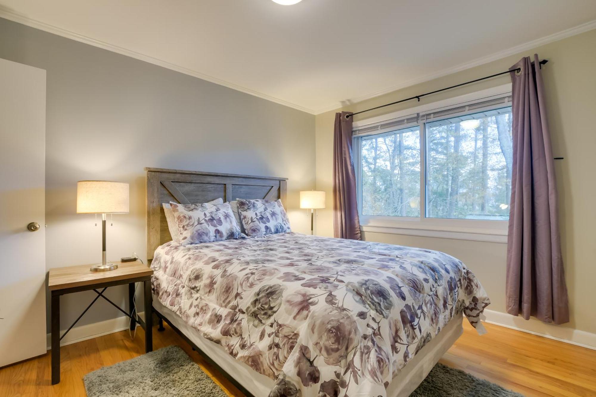 Durham Home Floor-To-Ceiling Windows With View Exteriér fotografie